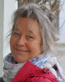 Portrait von Dorothea Polle-Holl, Fachbereichsleiterin Wandern und stellvertretende Ressortvertreterin Wandern und Natursport beim Schwarzwaldverein.